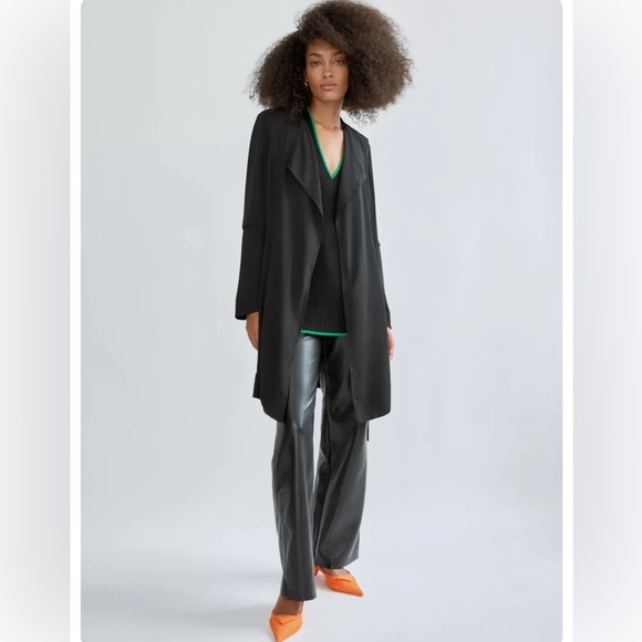 Babaton light flowy trench jacket xs black - Picture 2 of 8